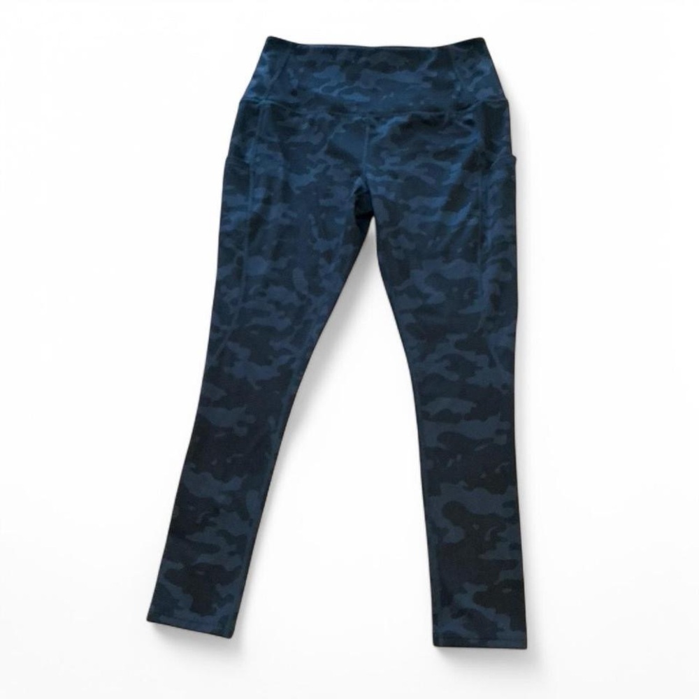 Handful Women’s Blue‎ Camo Leggings Large